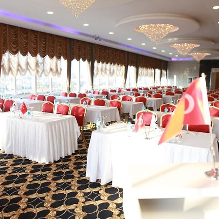 Manhattan Hotel Ankara Exterior foto