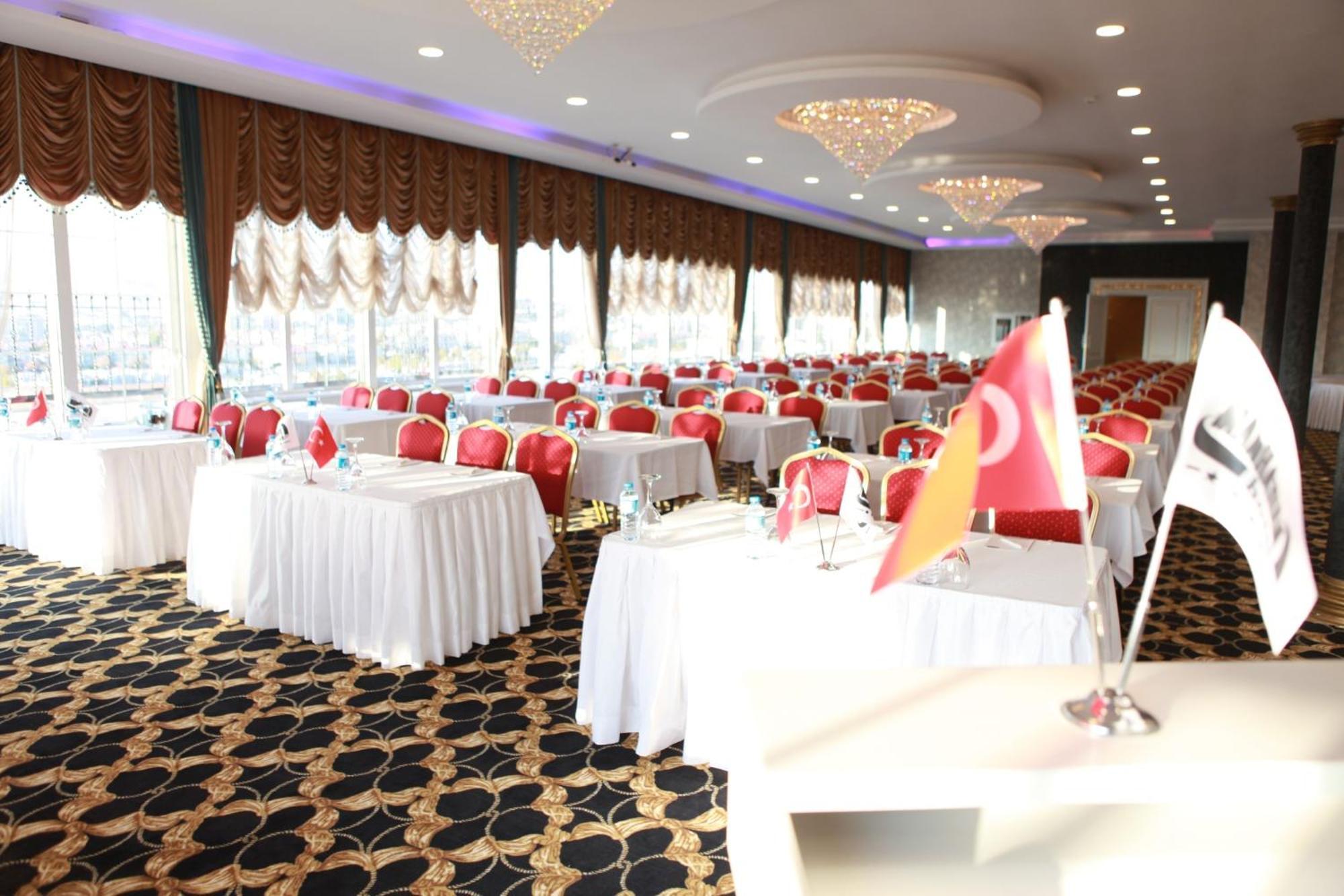 Manhattan Hotel Ankara Exterior foto