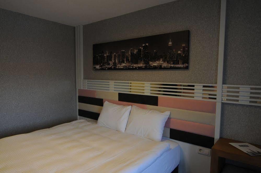 Manhattan Hotel Ankara Exterior foto